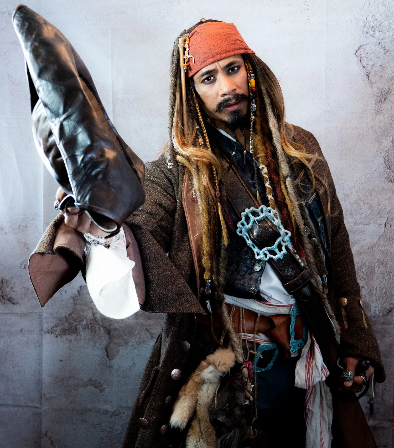 Chapeau Pirate Tricorne Avec Perruque Dreadlocks – Look Capitaine Jack Sparrow Vieilli, Déguisement Homme Pour Halloween, Carnaval Et Cosplay