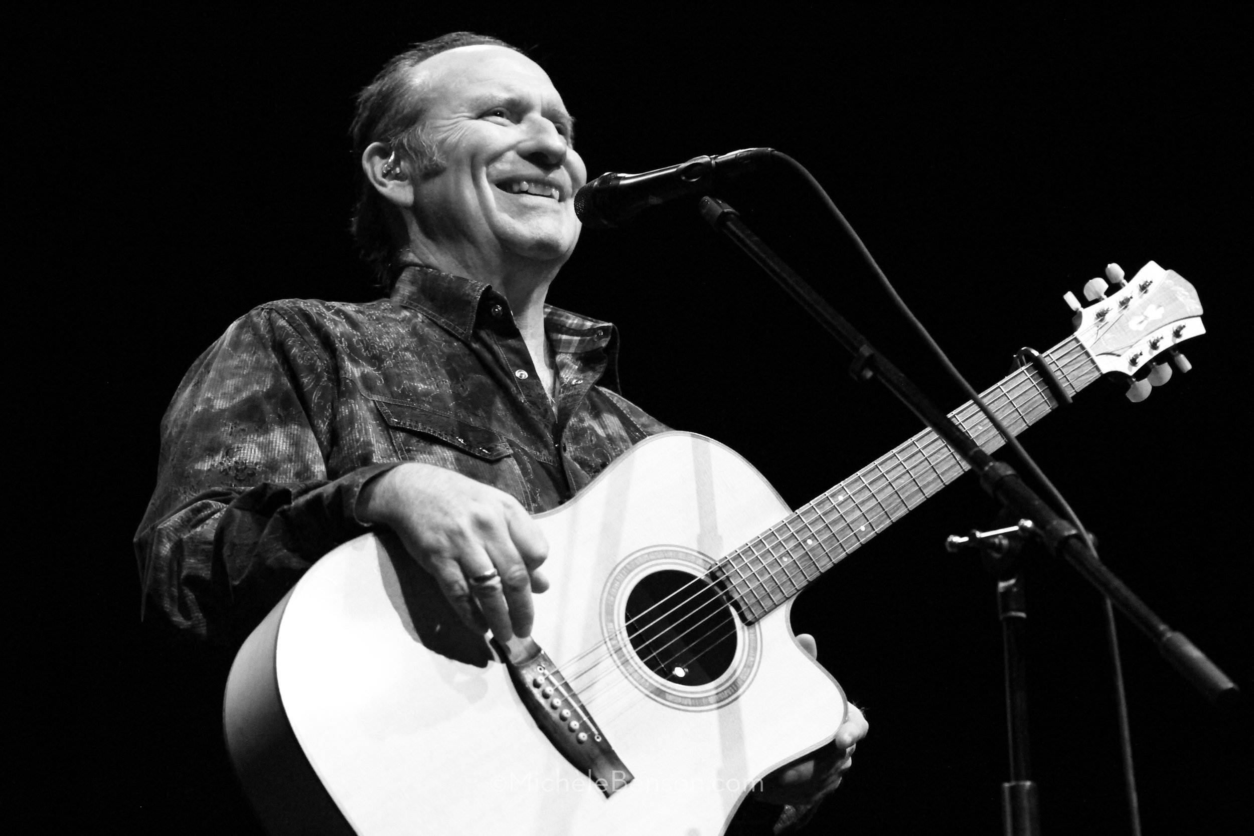 Colin Hay Men at Work Rio Theatre-4.5.13-IMG_0176