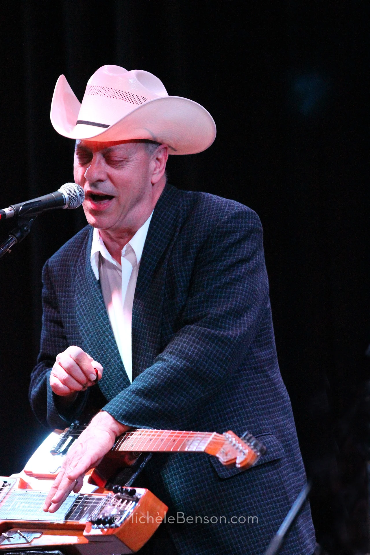 Junior Brown Kummbwa- IMG_6742