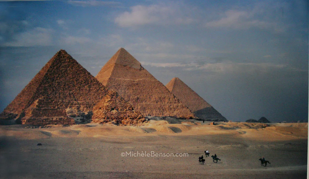 Horse-back-in-the-Sahara,-Egypt-at-Dawn-watermarked.jpg