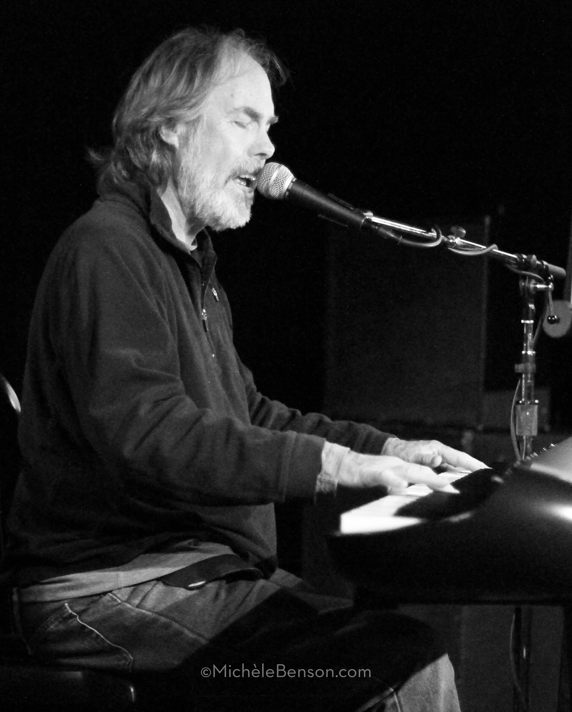 Bill-Payne-of-Little-Feat-Moe's-Alley-5-9-13-MUSE-final-resized-IMG_7490-watermarked.jpg