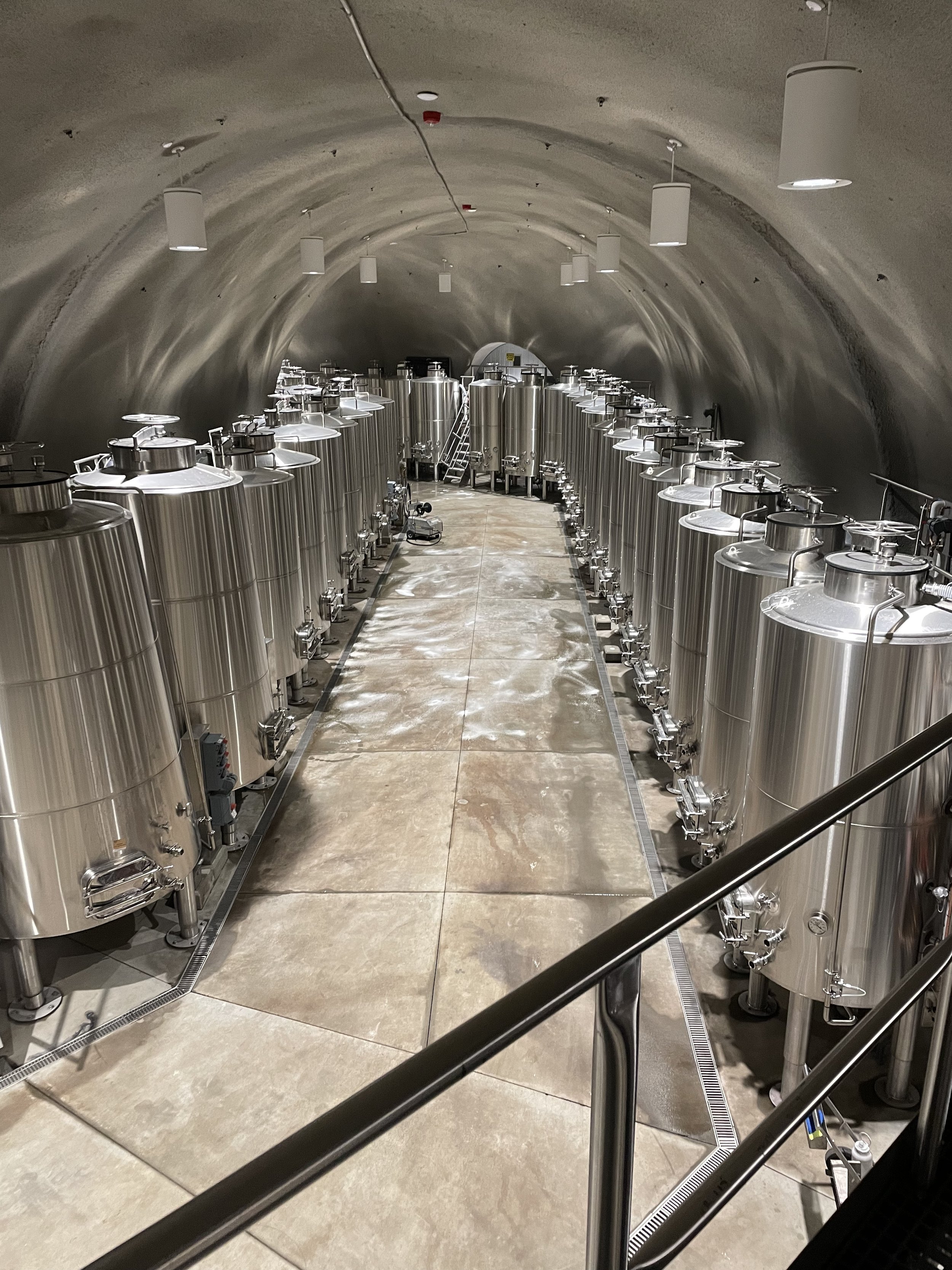 New Winery Installed in Cave