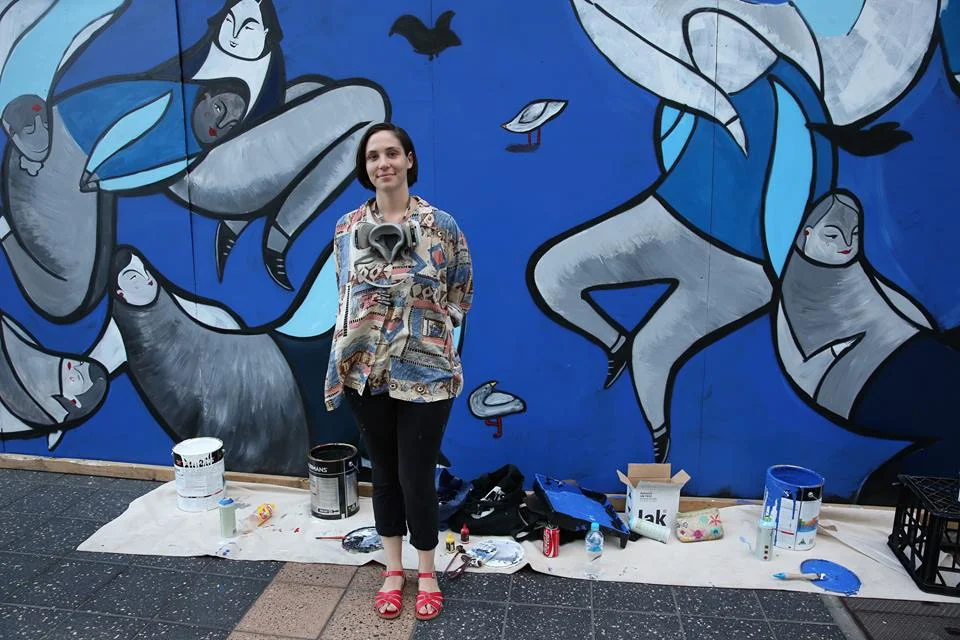 Artist Lotte Smith. Photographer and Videographer: Ali Mousawi