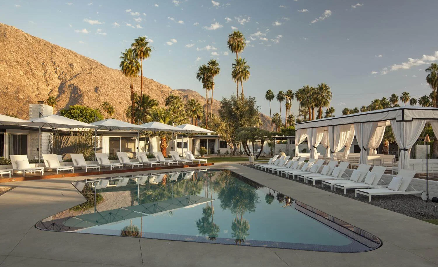 9 Best Hotels - Palm Springs 