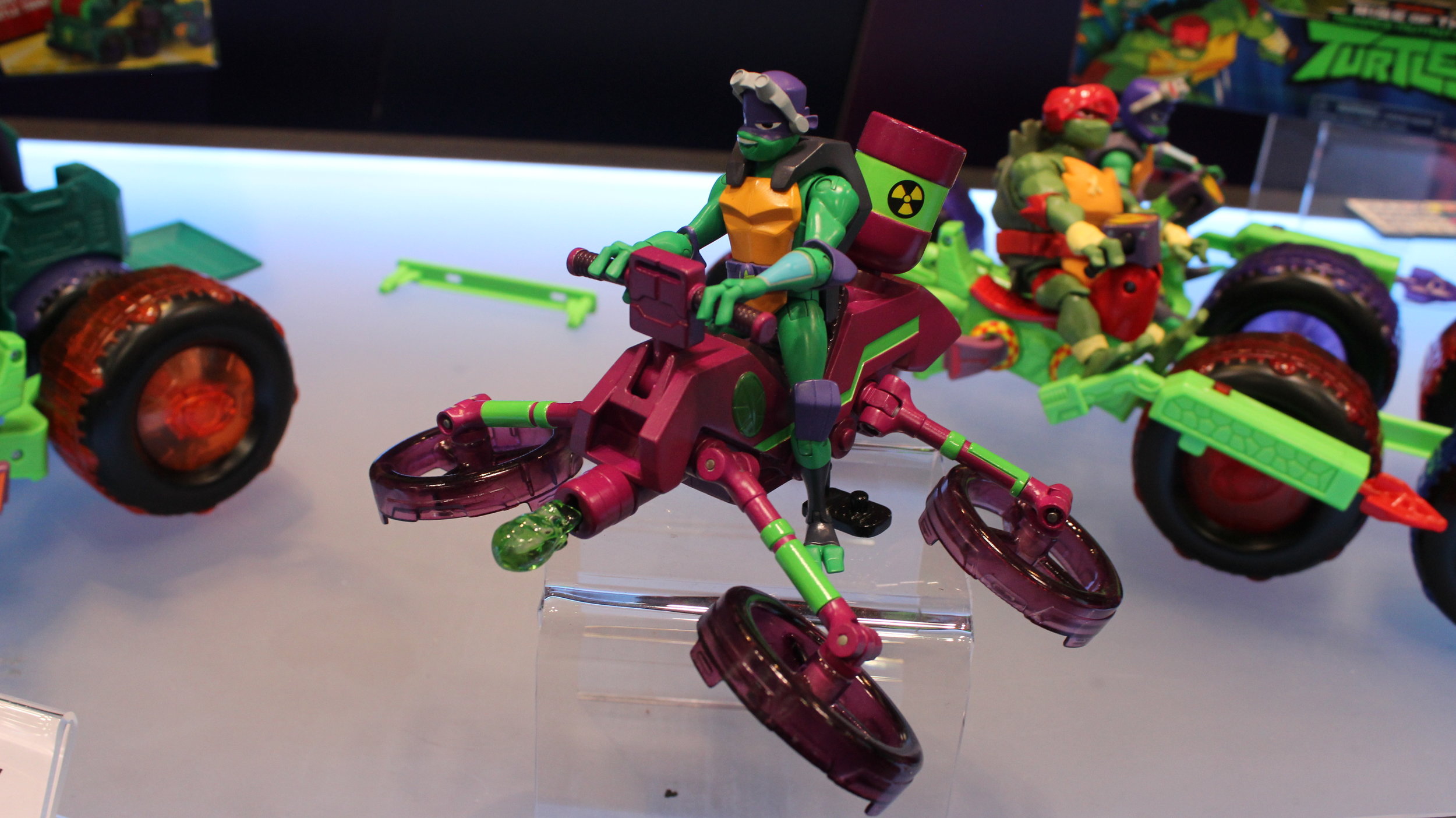 Playmates TMNT Display // NYTF2019