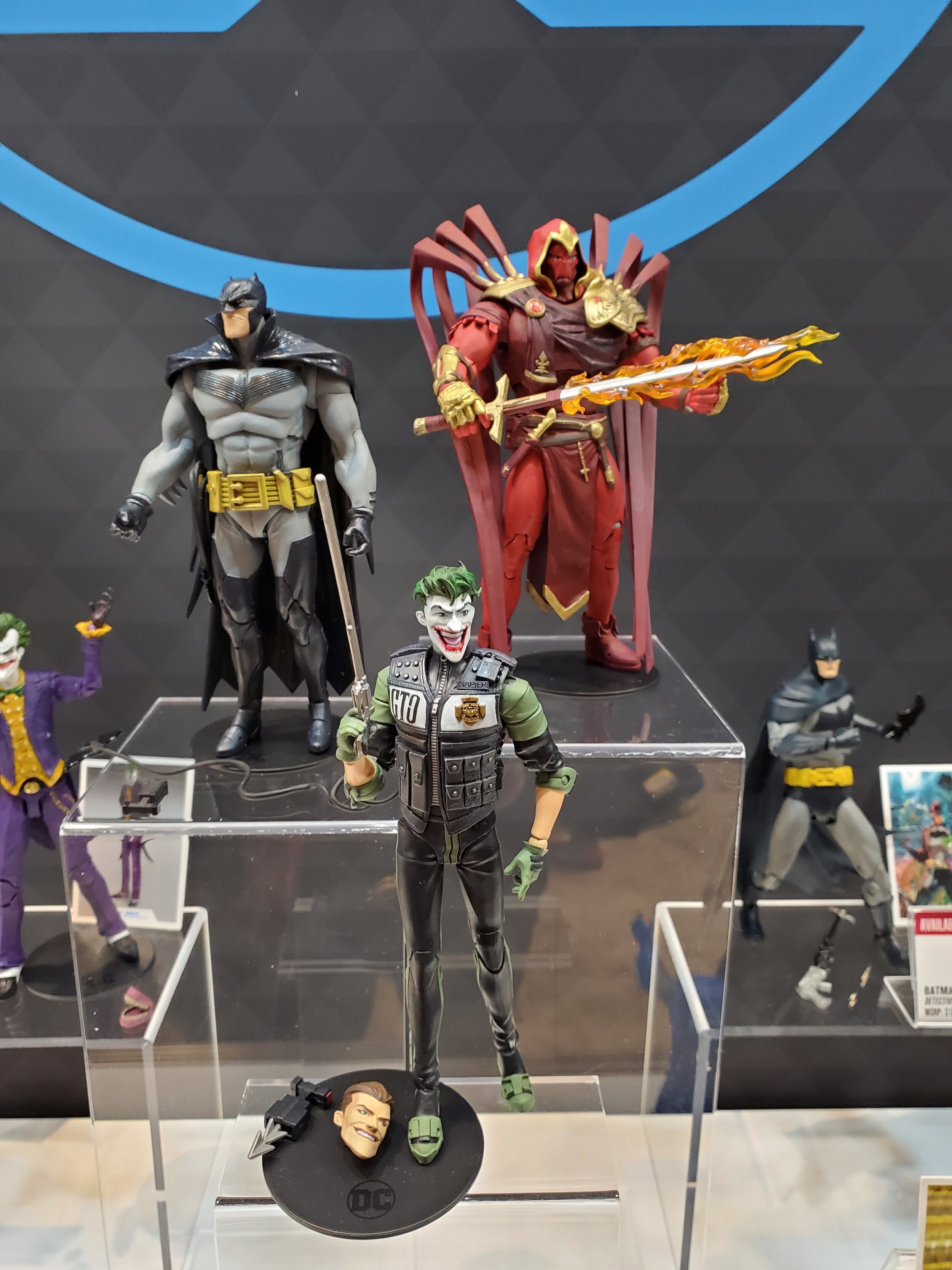 McFarlane Toys DC Comics Display // NYTF2020 — You Don't Read Comics