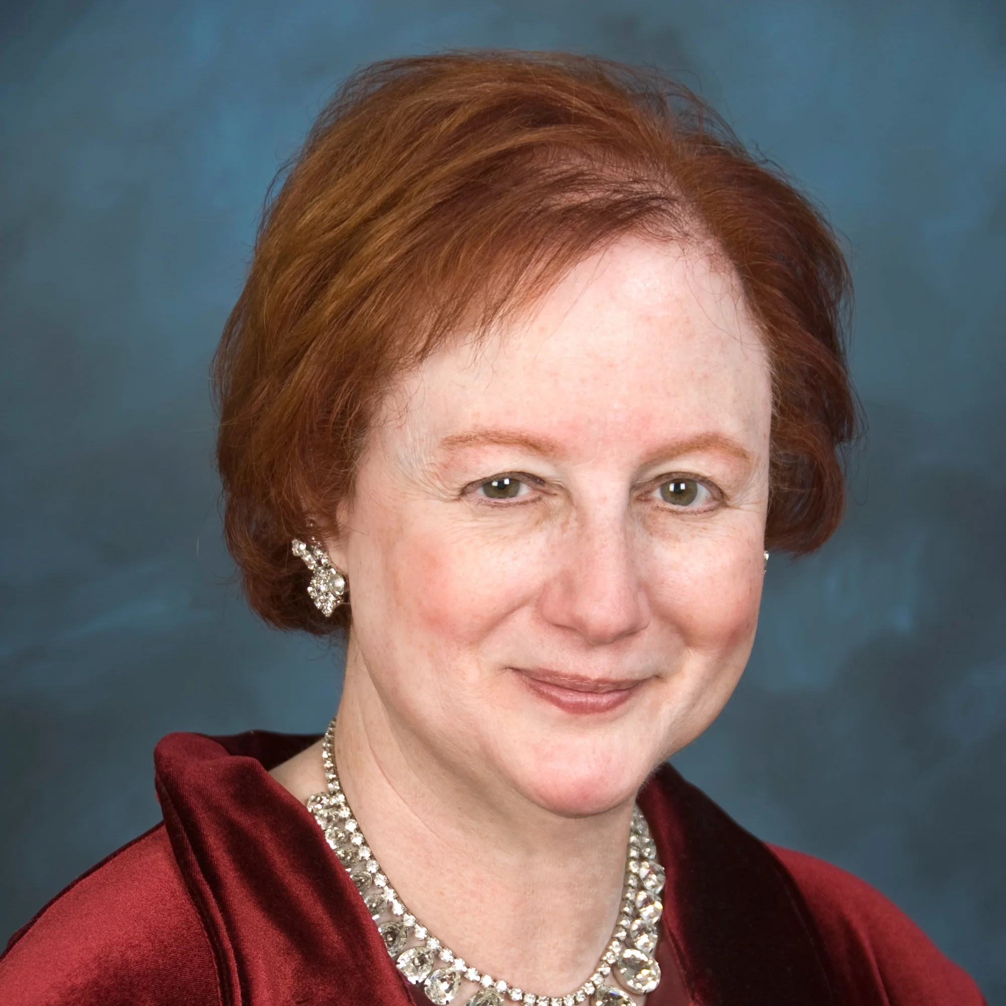 valis headshot 2000 x 2000.jpg