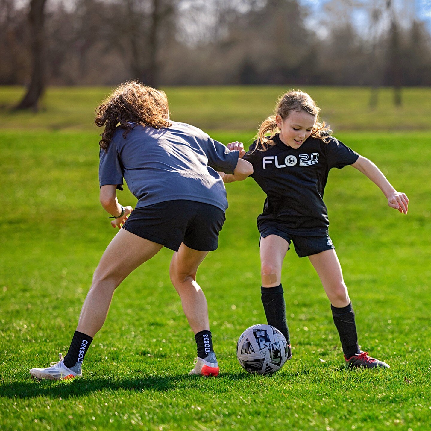 Practicing one-on-one's 
#soccerpractice #njsoccerphotography #oneonone #flo2.0