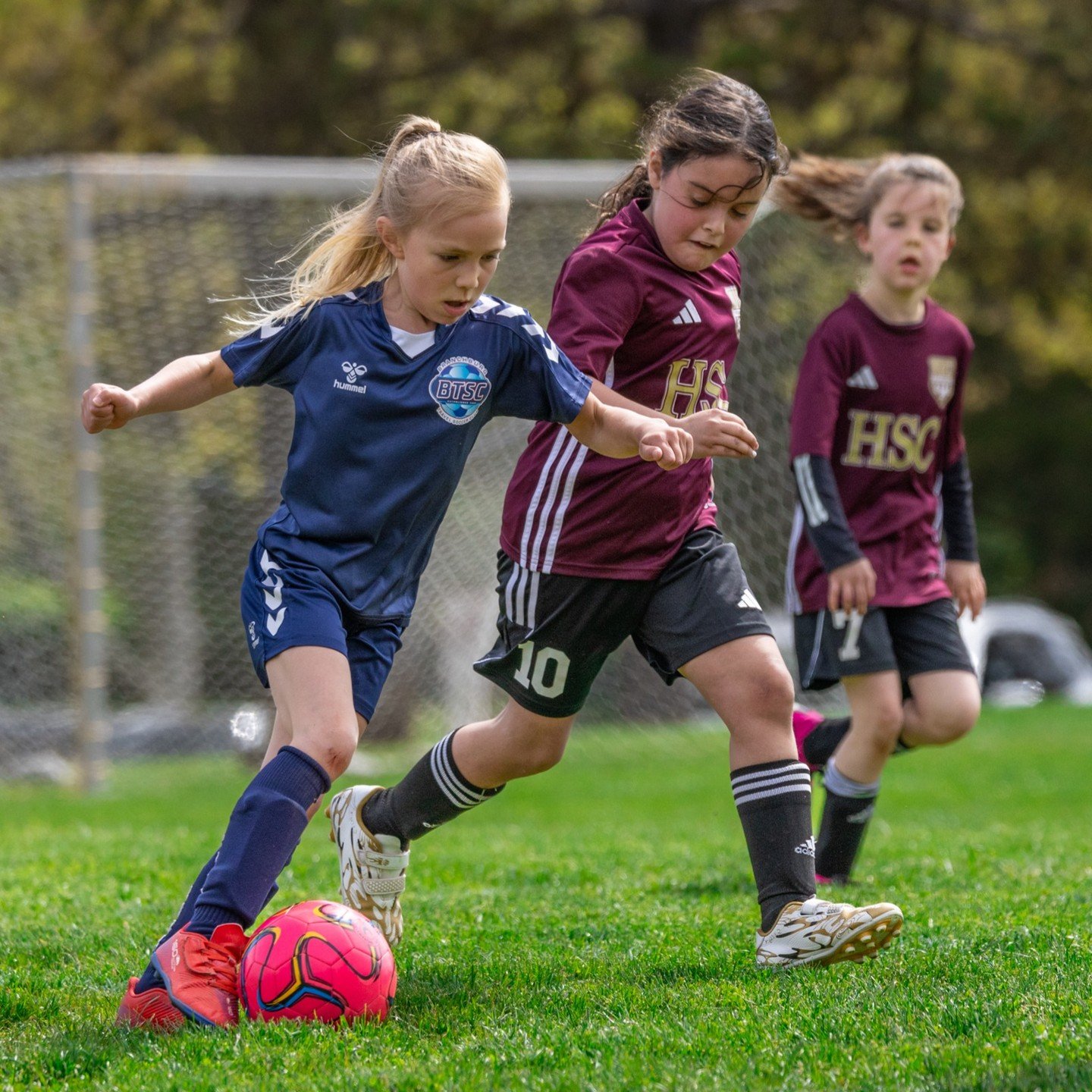 Taking possession

#youthsoccer #travelsoccer #soccerphotography #soccerphotographynj #njsportsphotography