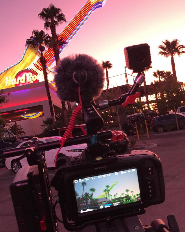 || Morning View || No filter.
&bull;
&bull;
&bull;
&bull;
&bull;
#sunrise #hardrockhotellv #lasvegas #vegas #goldenhour #bmpcc4k #kondorblue #rodemicro #manfrotto