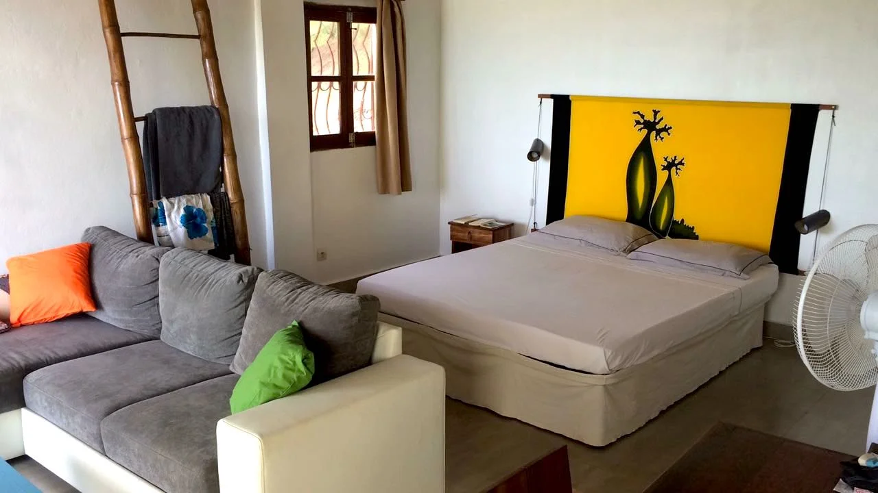 kitesurfing kitesurf kiteboarding kiteboard kitefoil madagascar sakalava diego accommodation.jpeg