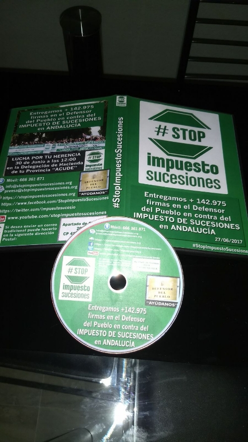 Entrega de las 134.000 firmas