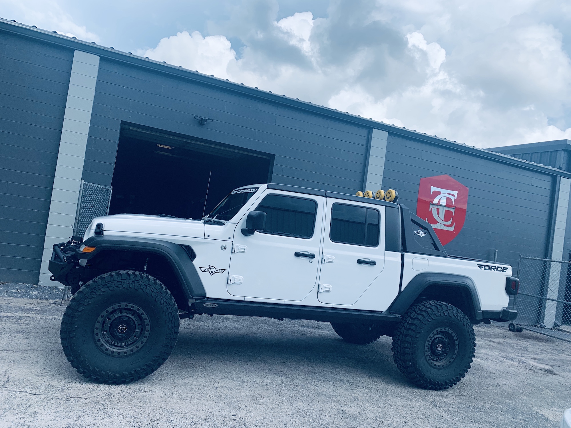 empire-collision-experts-auto-body-work-tampa-florida.jpg