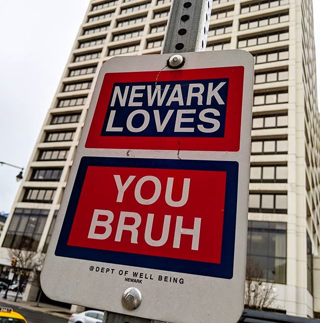 Thanks bruh. Love you back.
.
.
.
.
.
.
.
.

#Newark #NewarkNj #Jersey #NJ @deptofwellbeing #streetart #guerillaurbanism #signs #cities #art #psa #announcement