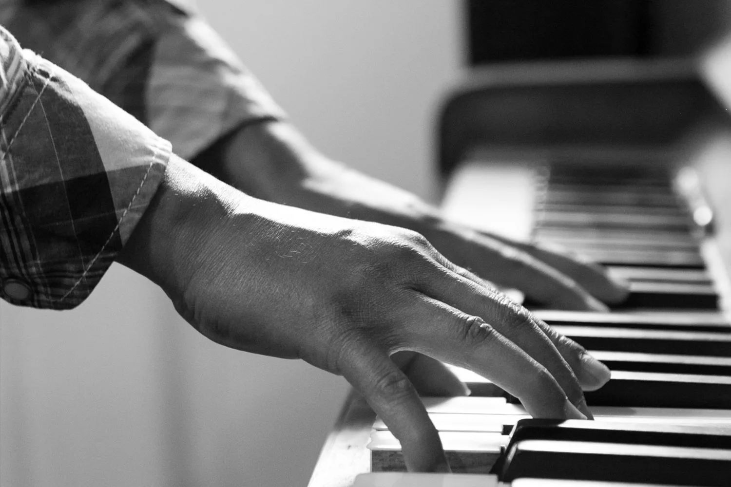 thurien-myint-on-piano.jpg