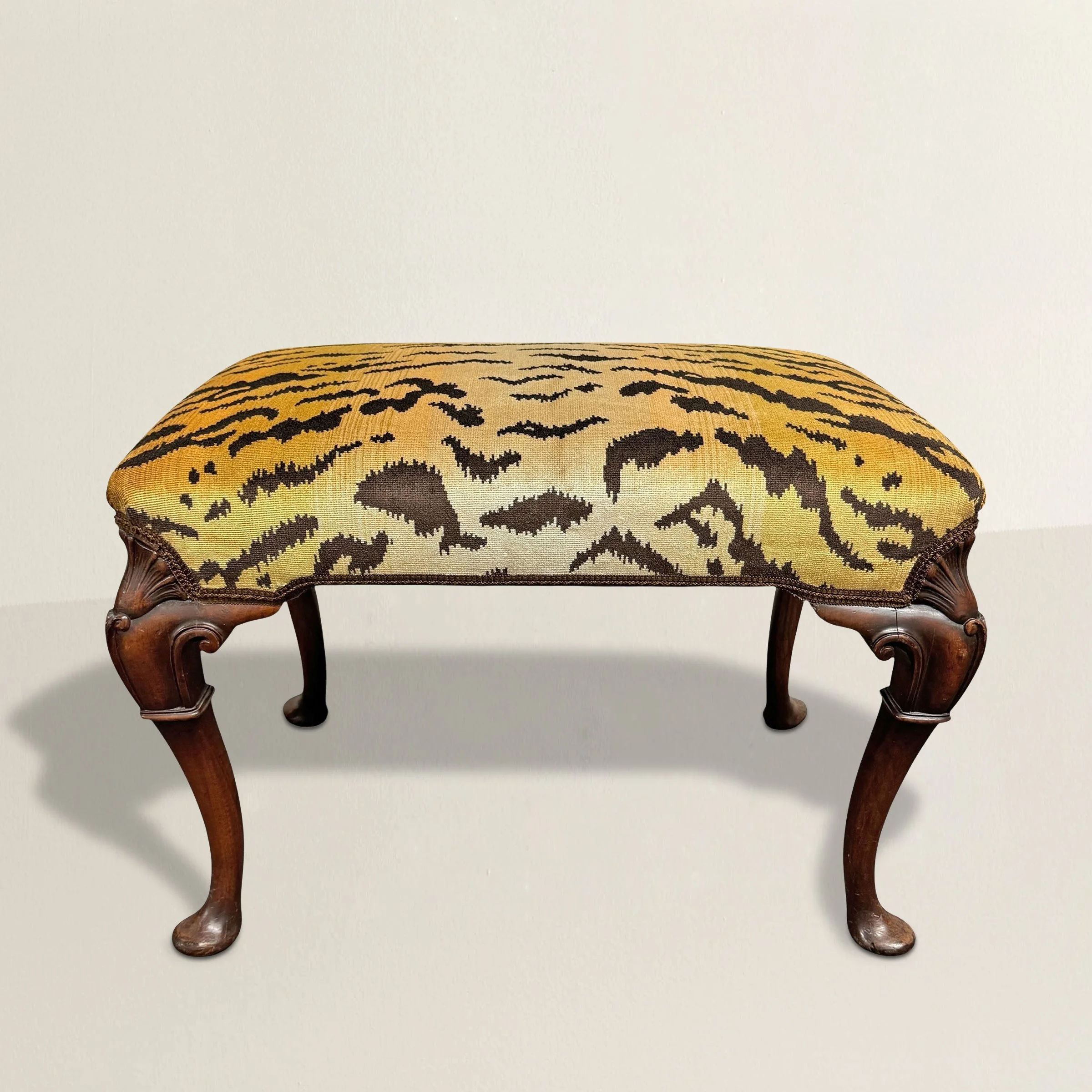 Tigre Chippendale Bench.jpg