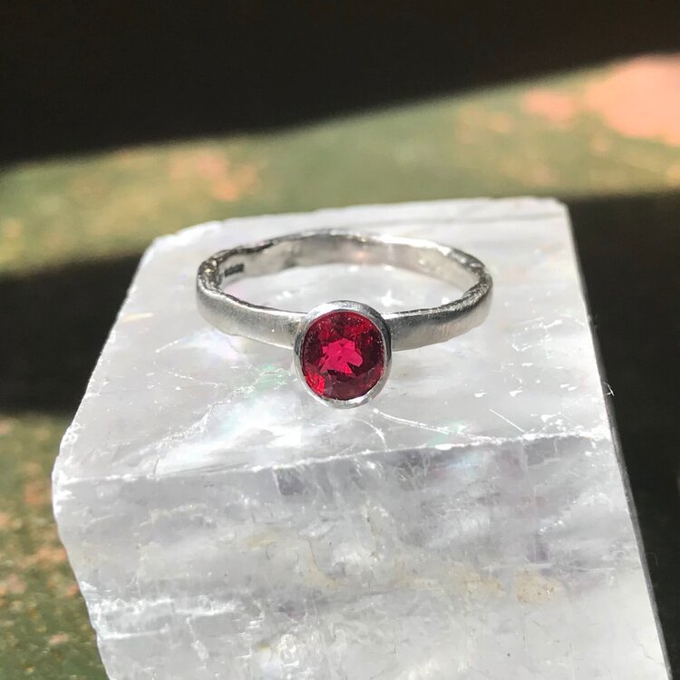 Red spinel ring