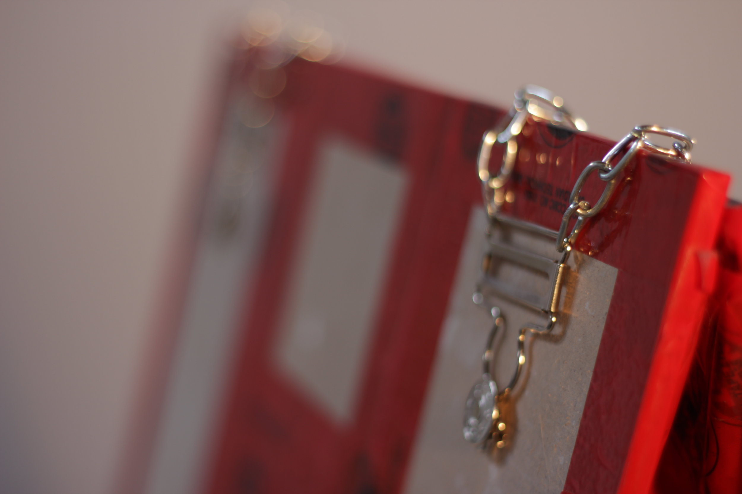 Purses-04-32-Tuck Tape revival.JPG