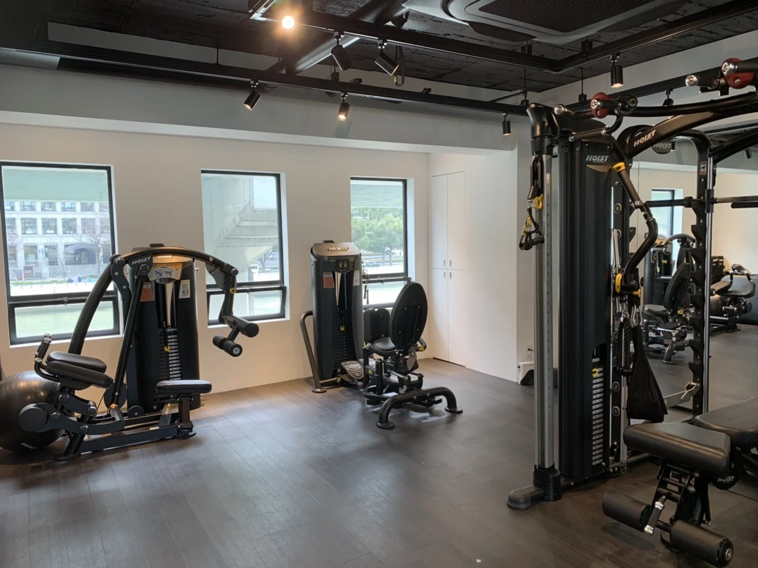 【予約受付中】梅田・淀屋橋エリアのTHE PERSONレンタルジム梅田・淀屋橋3F No.9 fitnessがスタート