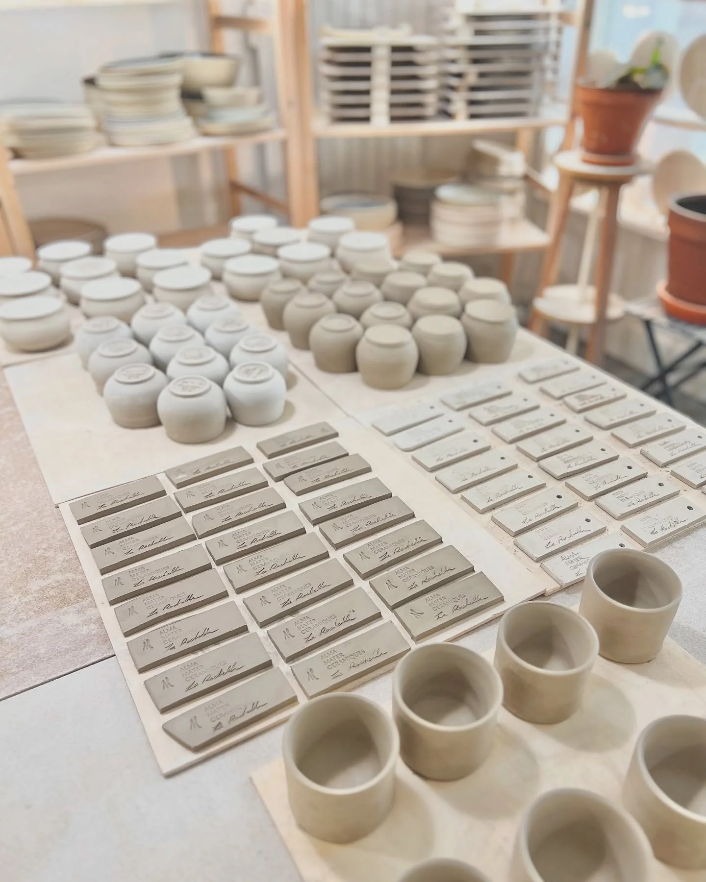 🌫️ Travailler avec l&rsquo;invisible.🌫️ Le vide n&rsquo;est pas rien. L&rsquo;architecte et designer Charlotte Perriand l&rsquo;avait appris au Japon : l&rsquo;espace vide est plein, charg&eacute; d&rsquo;&eacute;nergie, de potentiel, de relations 