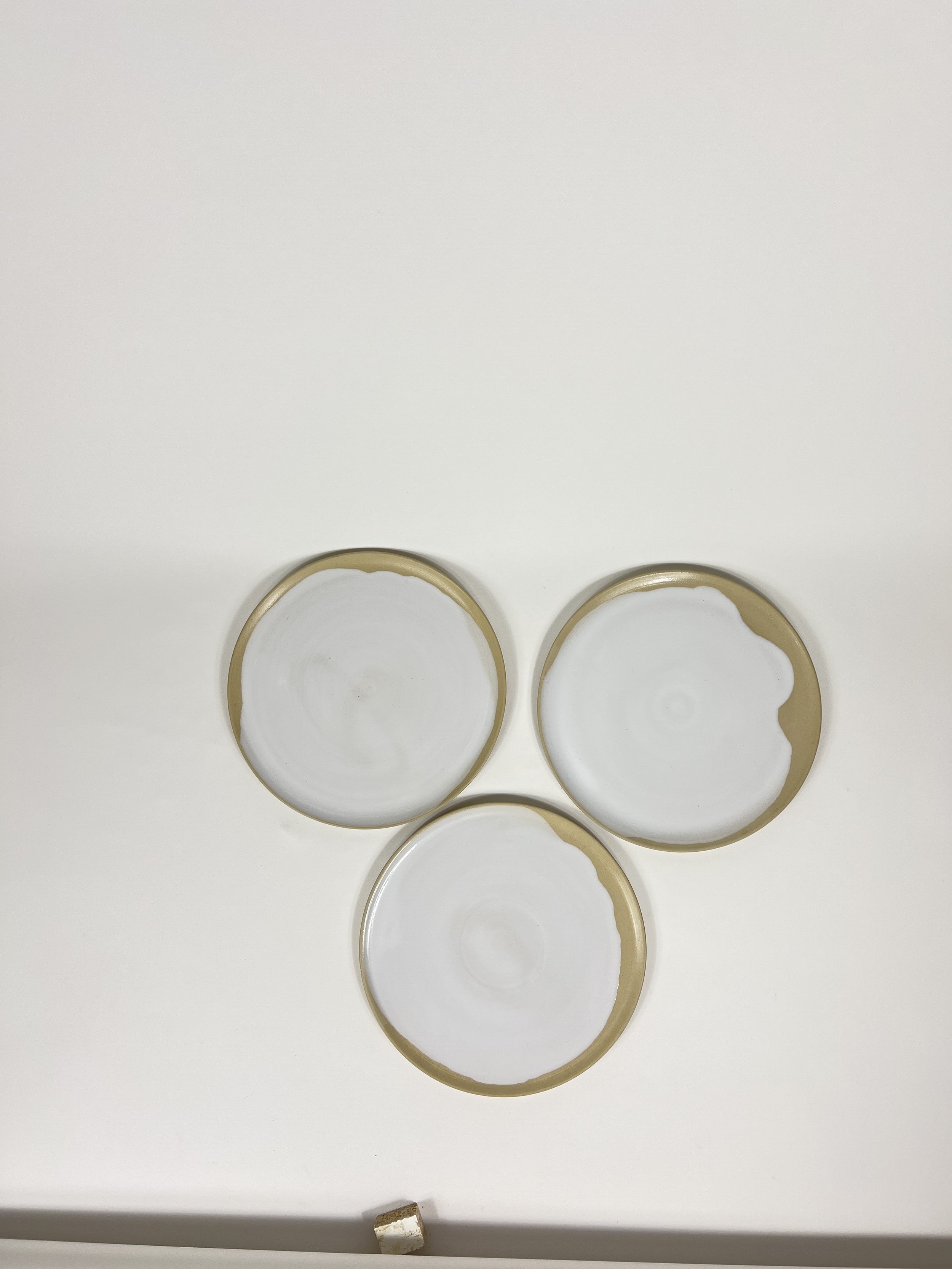 grande assiette plate blanche