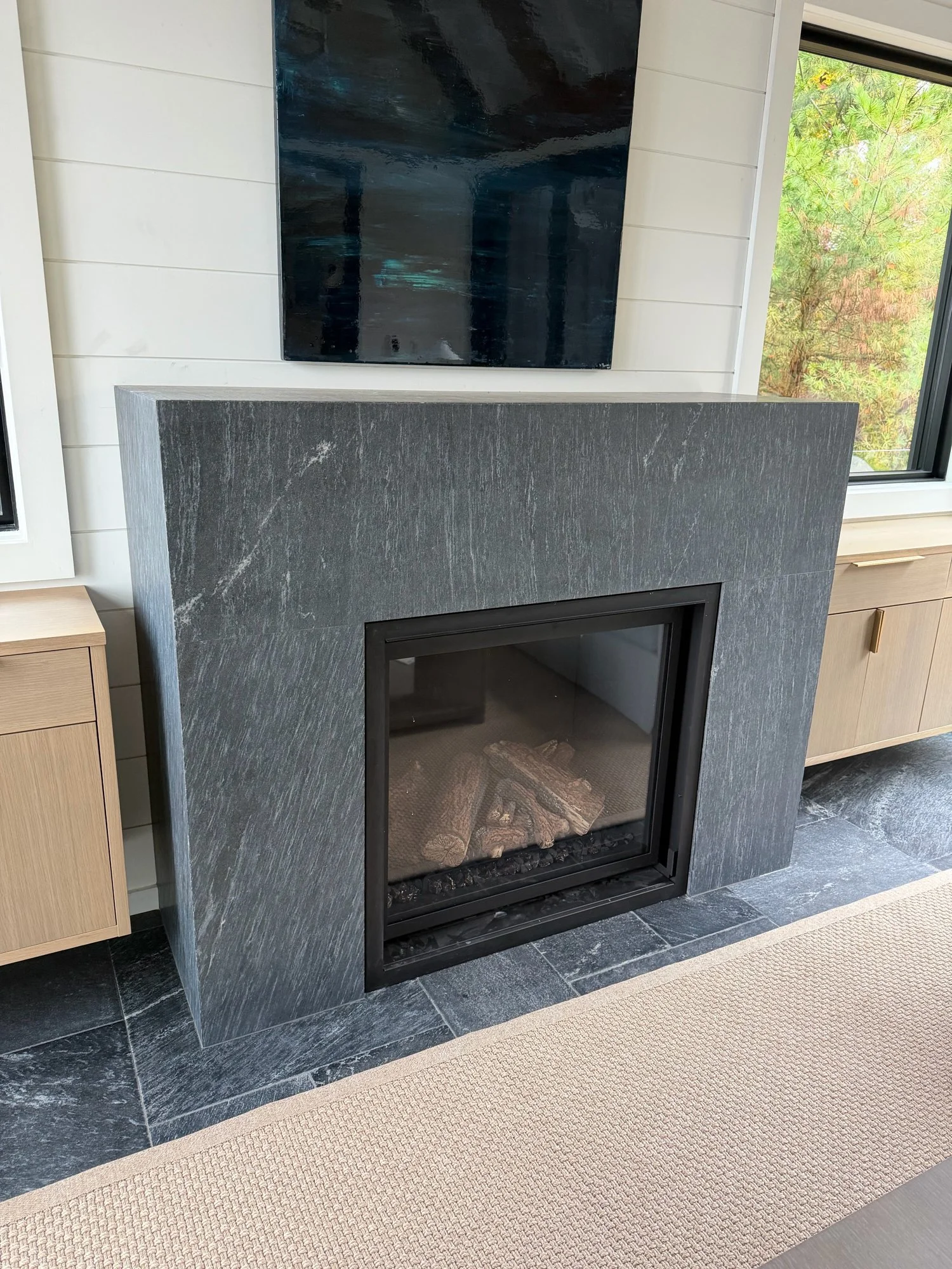 fireplace-stone-surround.jpg