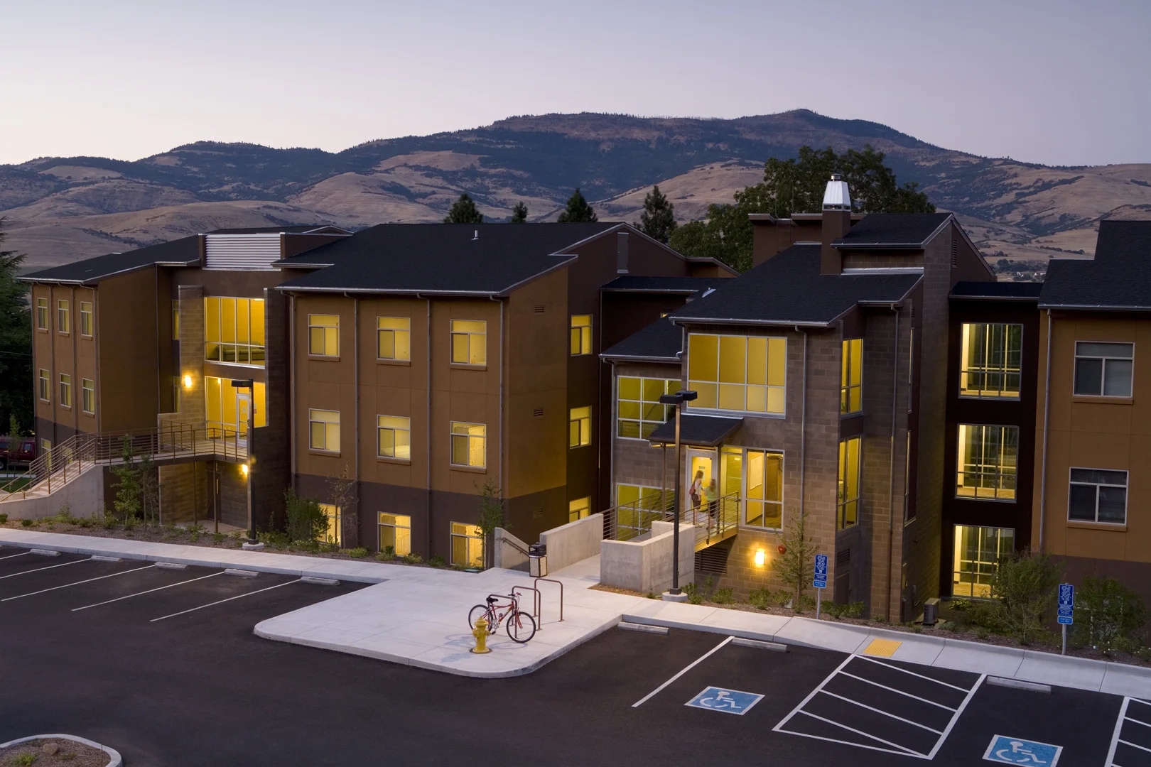 SOUTHERN OREGON UNIVERSITY - MADRONE LIVING LEARNING CENTER