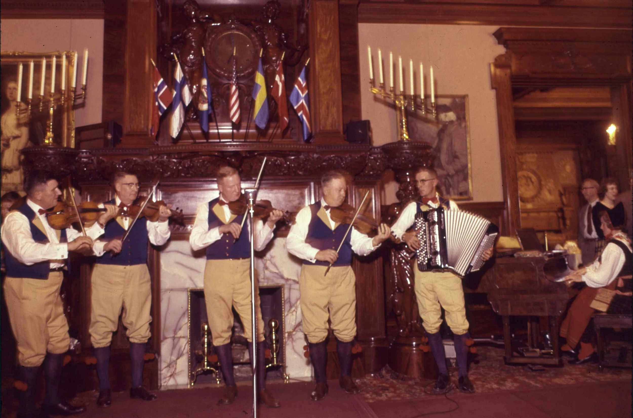 Edwin Johnson, Nall Jon Eriksson, Roy Lind, Gunnar Helberg, Gust Anderson, and Edith Lind playing at the American Swedish Institute circa 1960. Photo by Roy Svedvik.