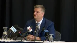 Robert Gauvin announces he is quitting government to sit as an Independent. Photo Credit:cimtchau.ca