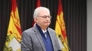 Premier Higgs not looking too happy as he announces he is walking back his decision to shut down some rural hospital ER’s from midnight to 8. Photo Credit: CBC