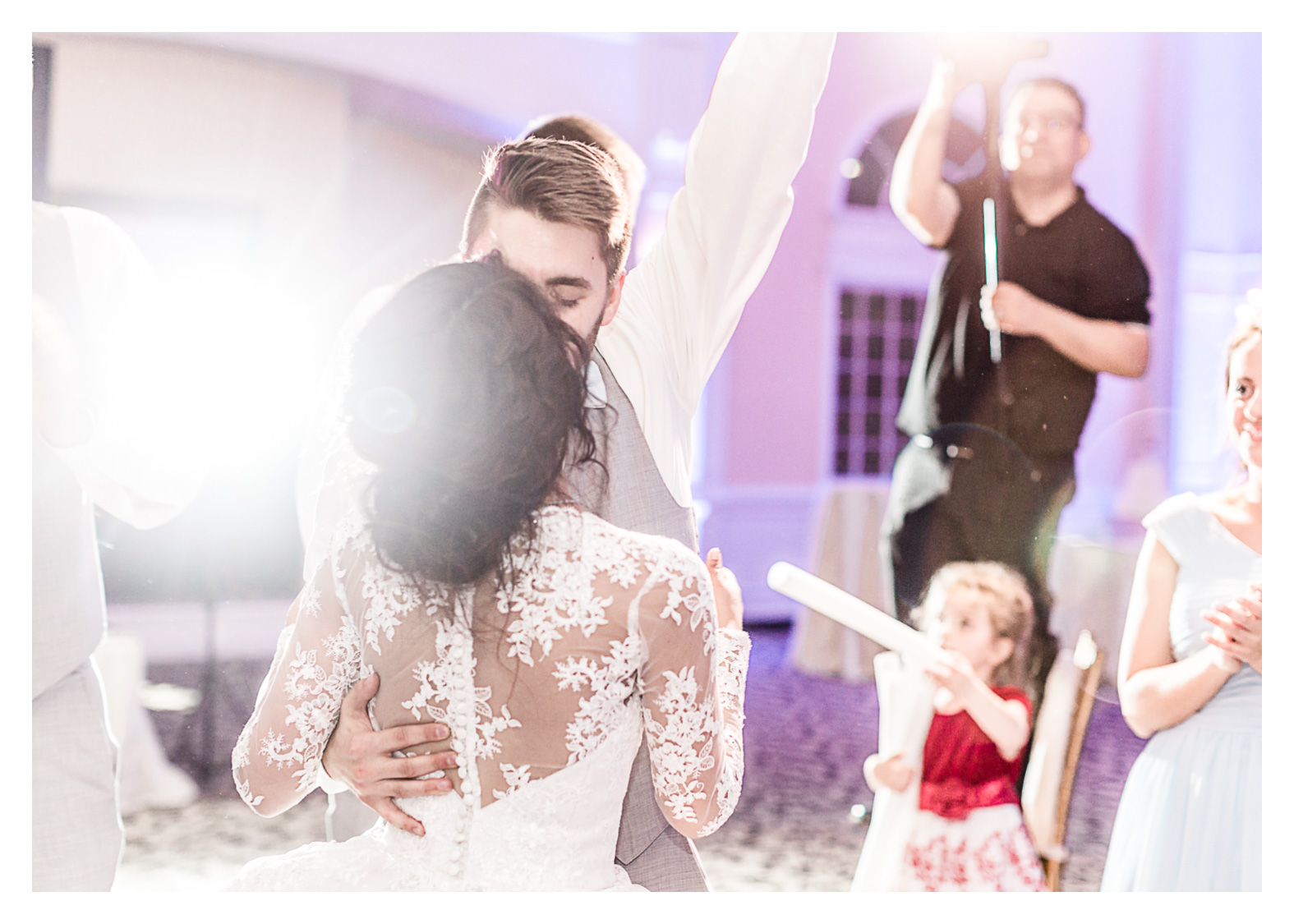 foxchase-manor-wedding-reception-open-dancing-bride-groom-kiss.jpg