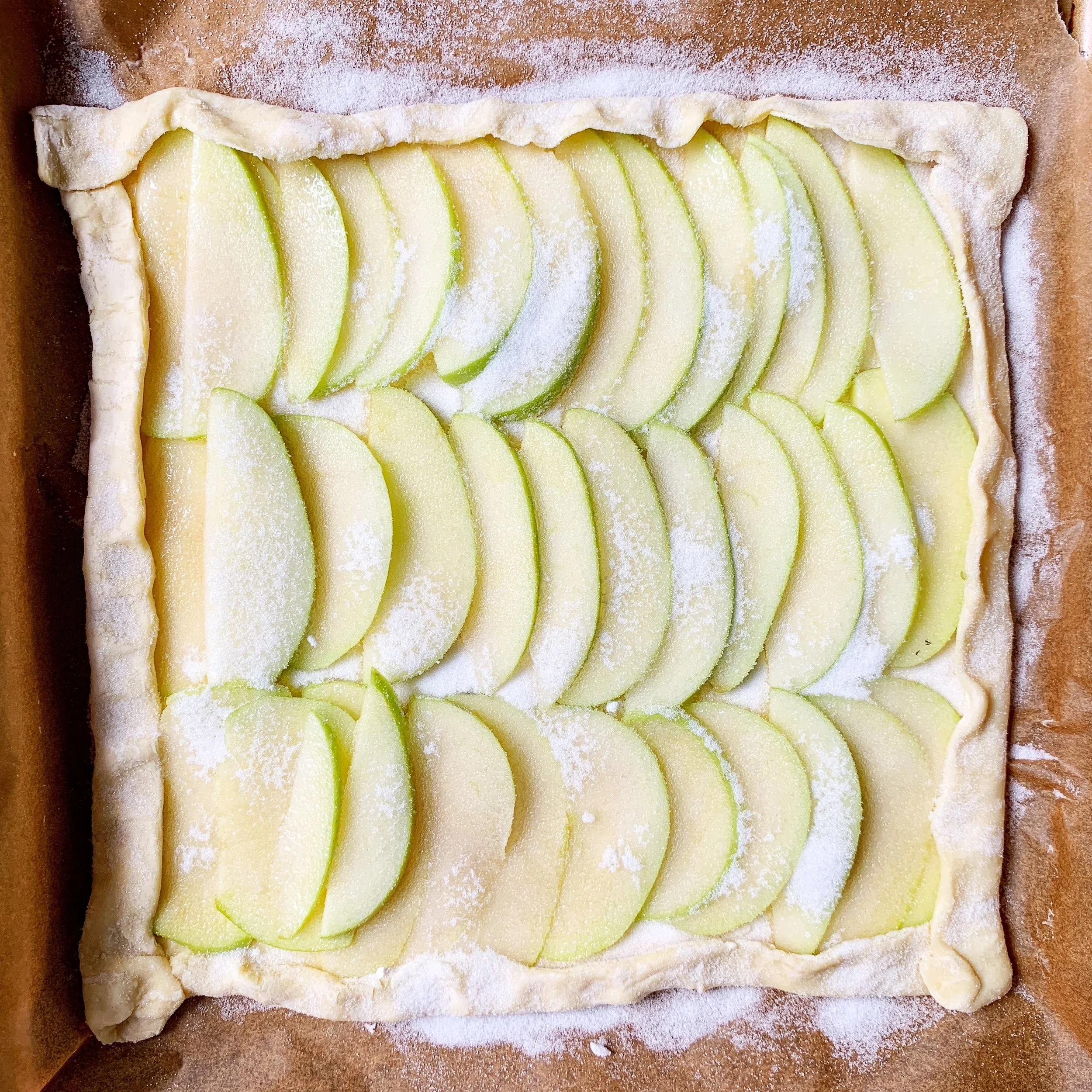 store-bought puff pastry helps make this the go-to autumn dessert for when you’re in a pinch ~