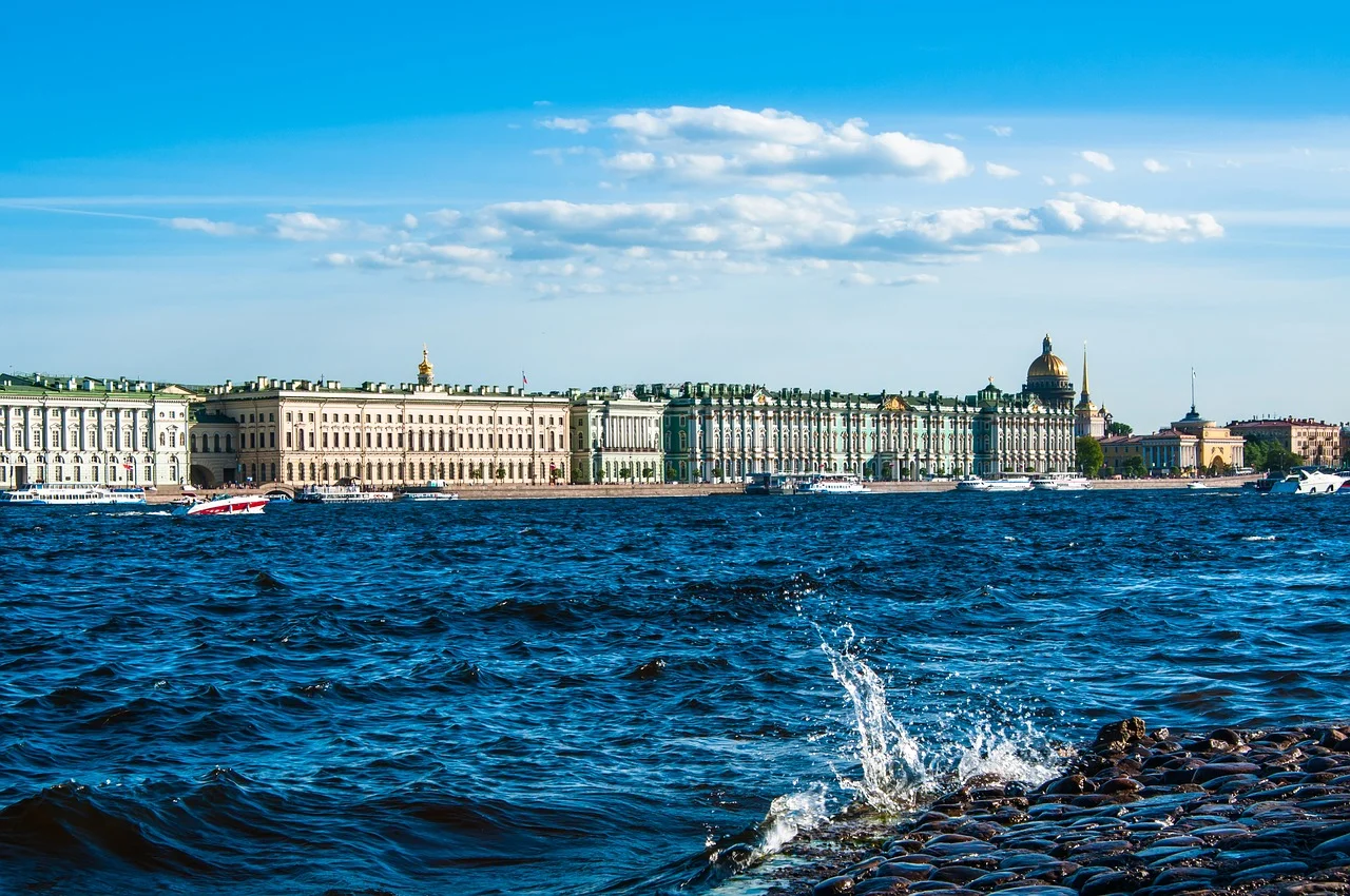 Saint_Petersburg_Russia.jpg
