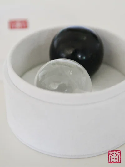 CHI WORKS - Pack shot yinyang 4.jpg