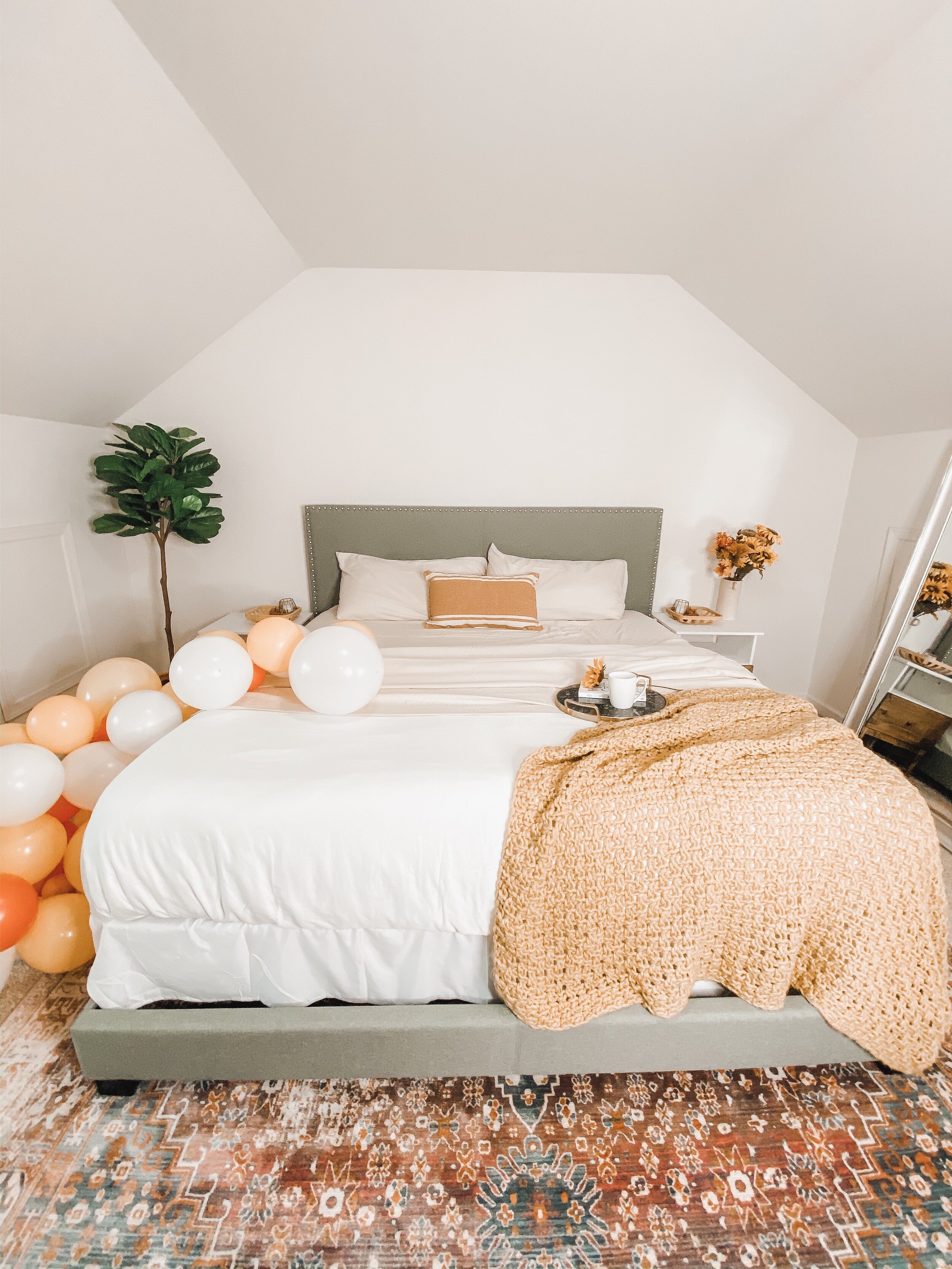 Cozy Fall Bedroom Decor - Being Summer Shores