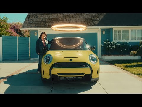 Carvana - Official Big Game Commercial 2022 - "Oversharing Mom"
