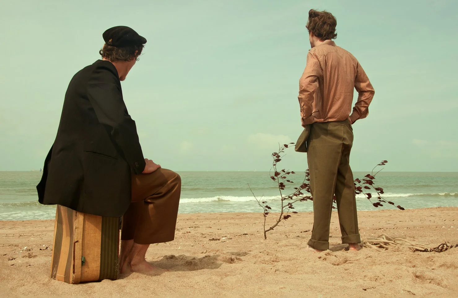 3TDD_G9_The Others_En Attendant En Attendant_2012.jpg