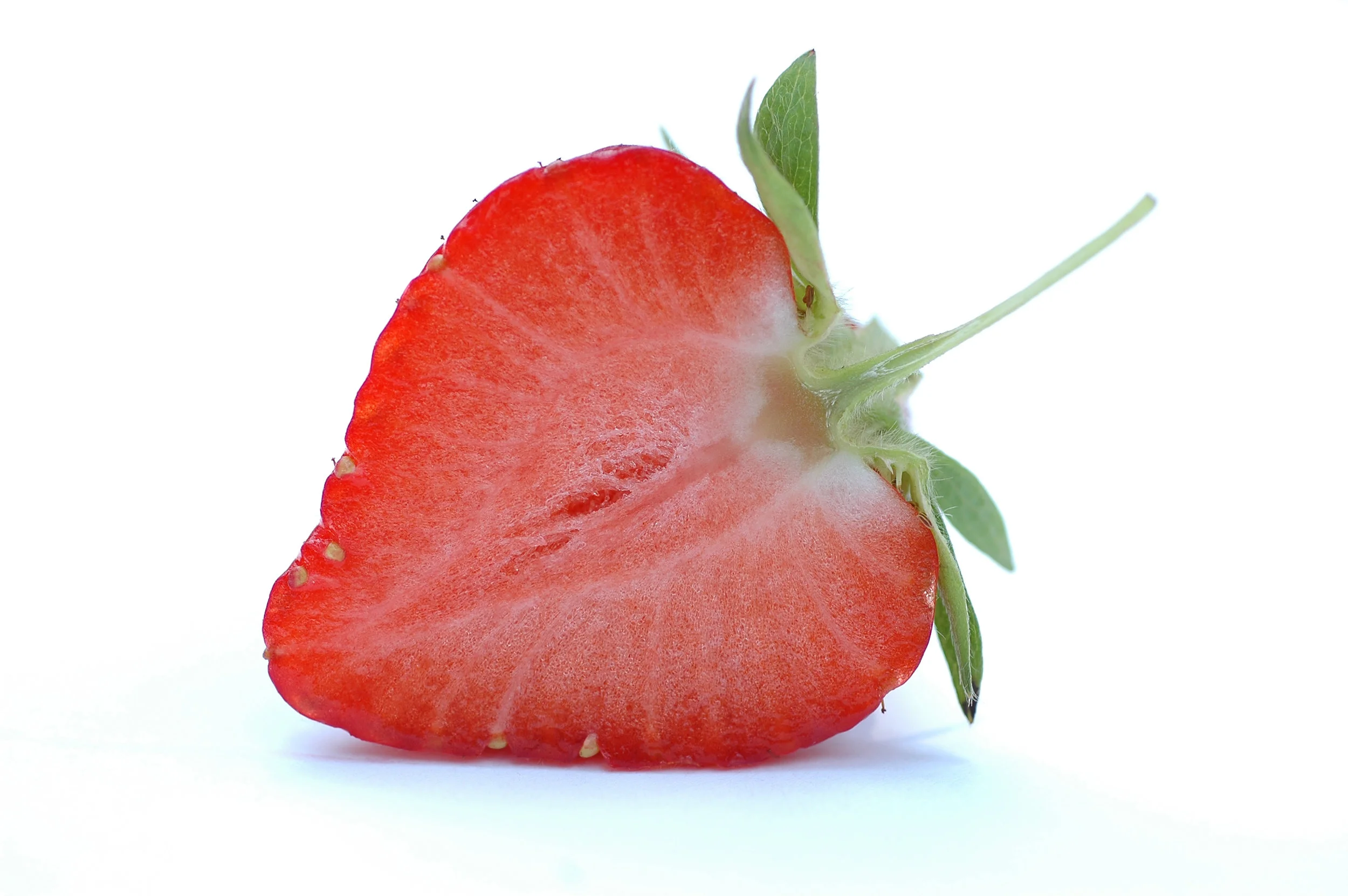 Half_a_strawberry.jpg