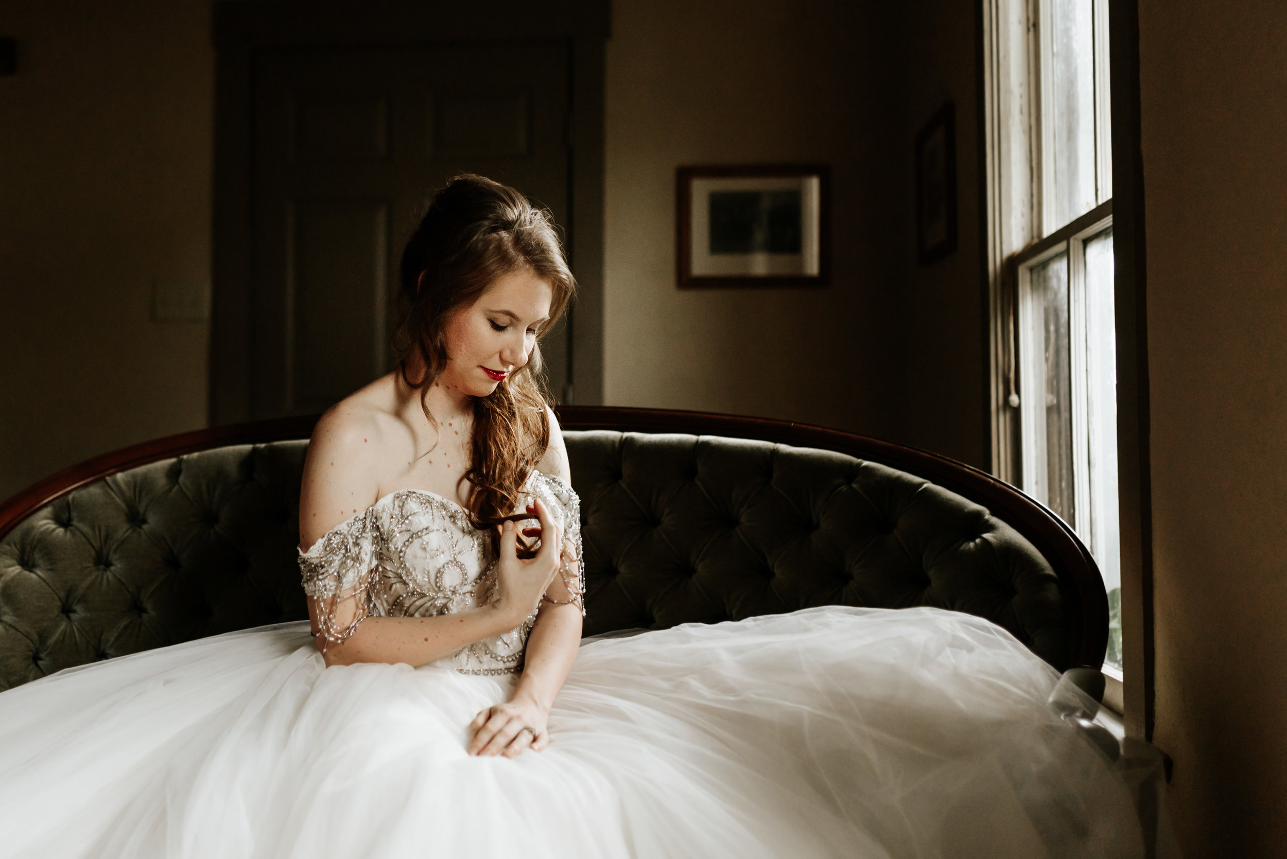Grant-Station-Styled-Shoot-Whimsical-Moody-Fairytale-Wedding-Photography-by-V-9596.jpg