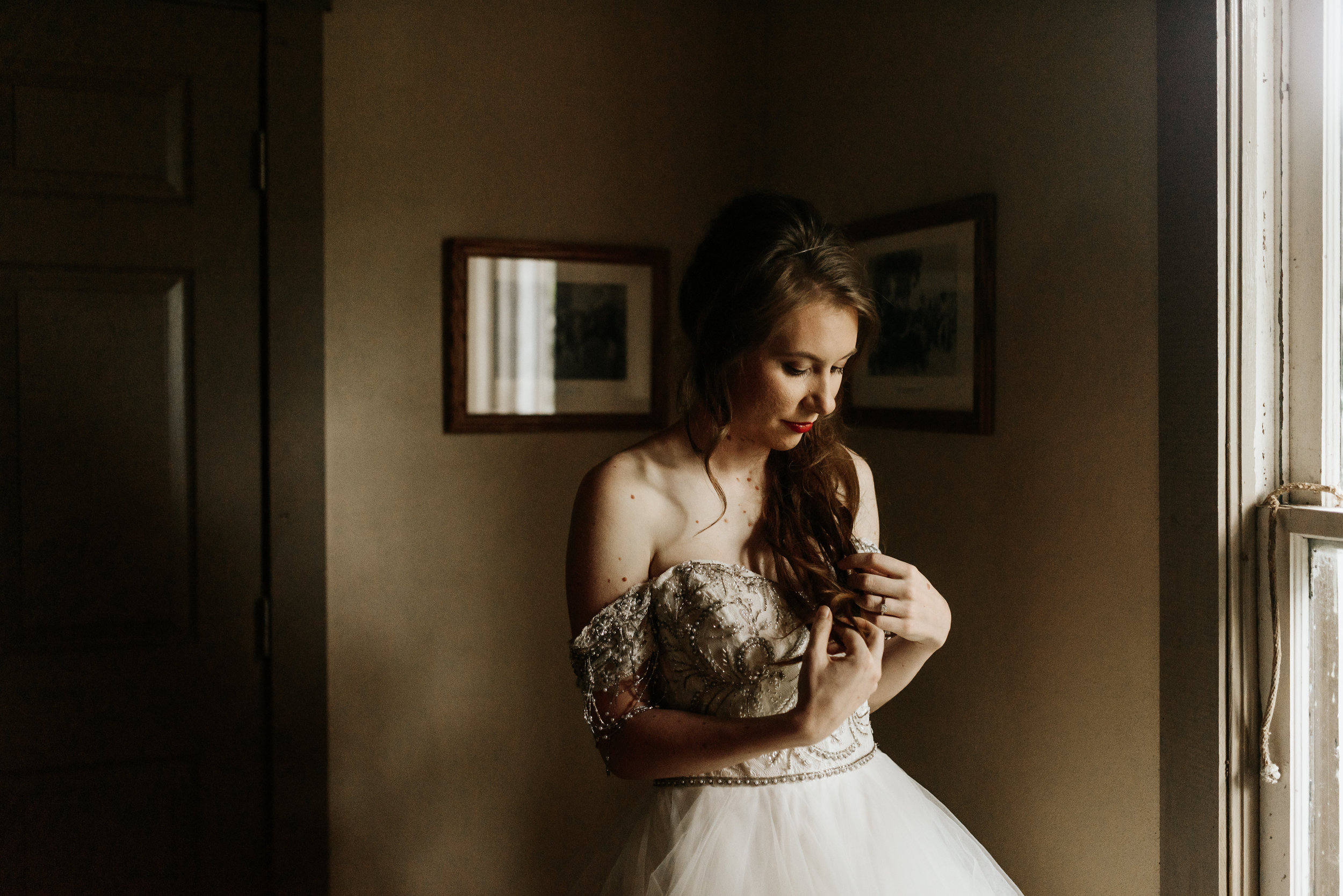 Grant-Station-Styled-Shoot-Whimsical-Moody-Fairytale-Wedding-Photography-by-V-9673.jpg