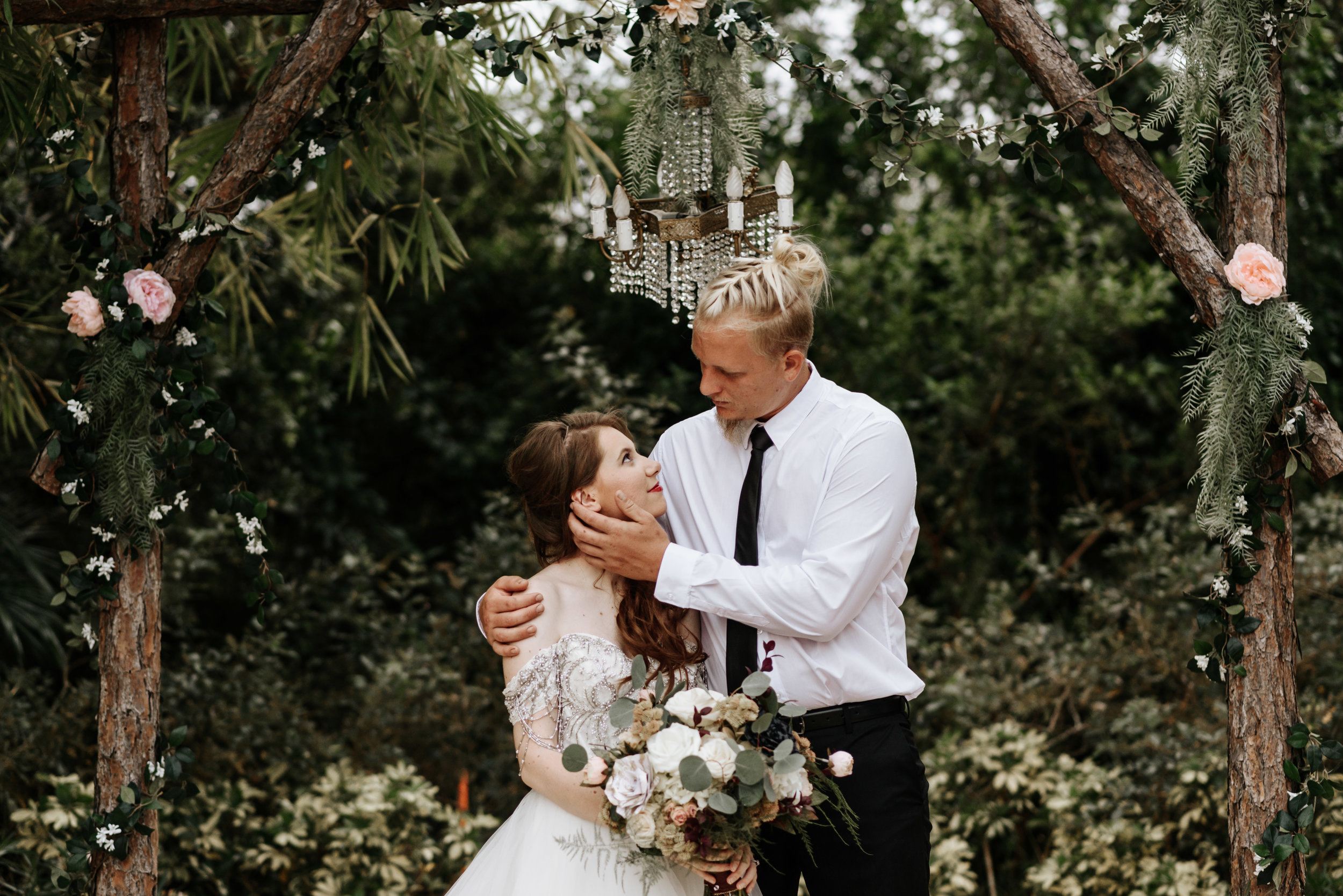 Grant-Station-Styled-Shoot-Whimsical-Moody-Fairytale-Wedding-Photography-by-V-9700.jpg