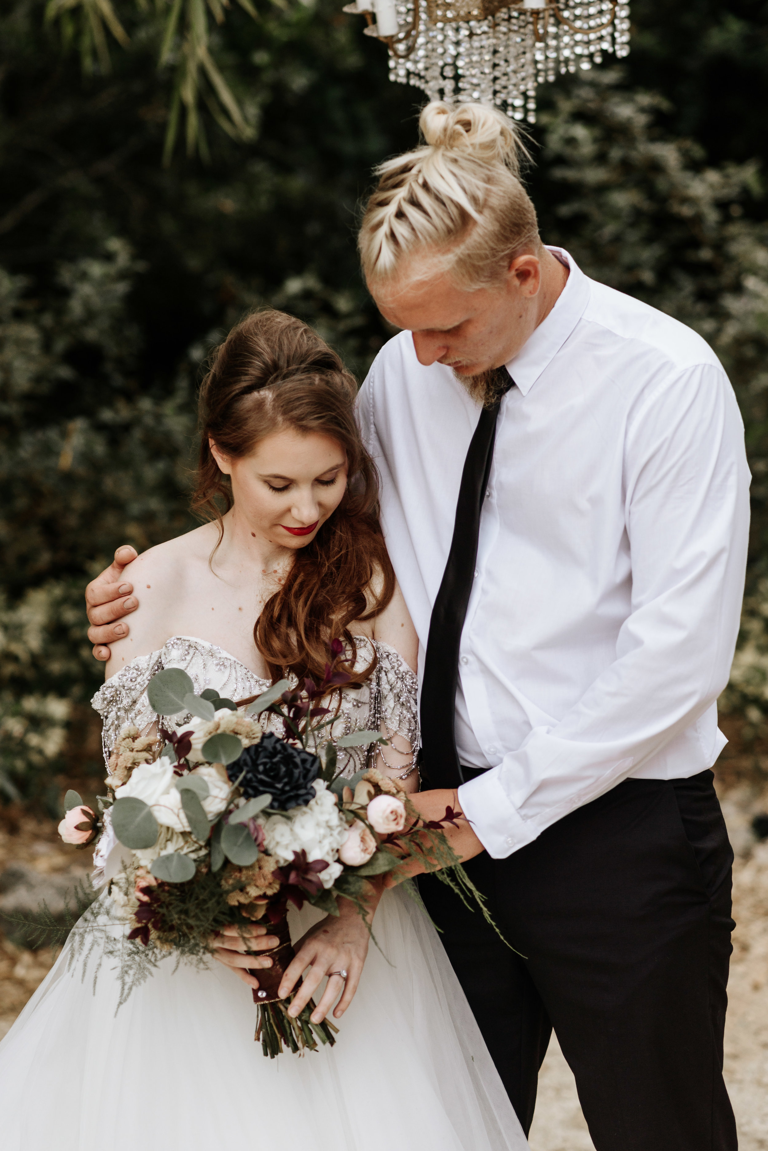 Grant-Station-Styled-Shoot-Whimsical-Moody-Fairytale-Wedding-Photography-by-V-9713.jpg