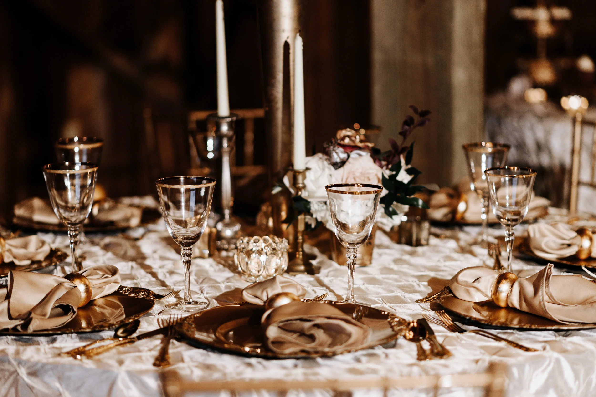 Grant-Station-Styled-Shoot-Whimsical-Moody-Fairytale-Wedding-Photography-by-V-9780.jpg