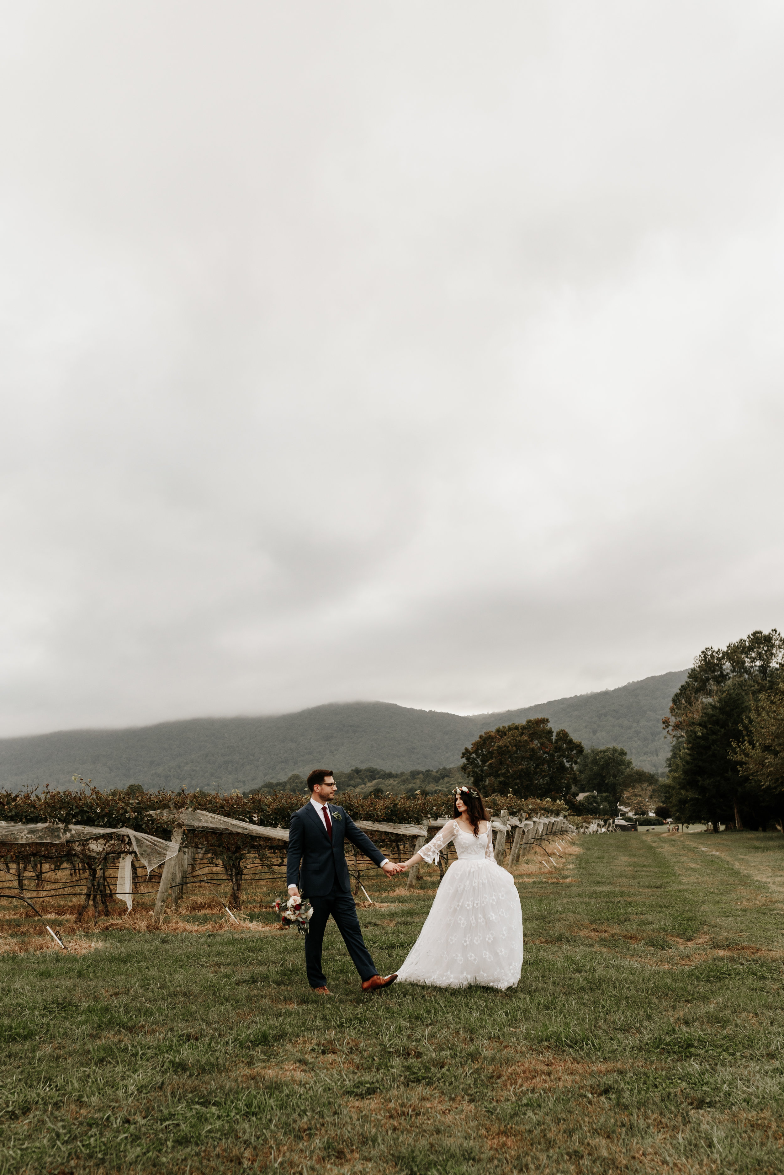 Veritas-Vineyards-and-Winery-Wedding-Photography-Afton-Virginia-Yasmin-Seth-Photography-by-V-9535.jpg