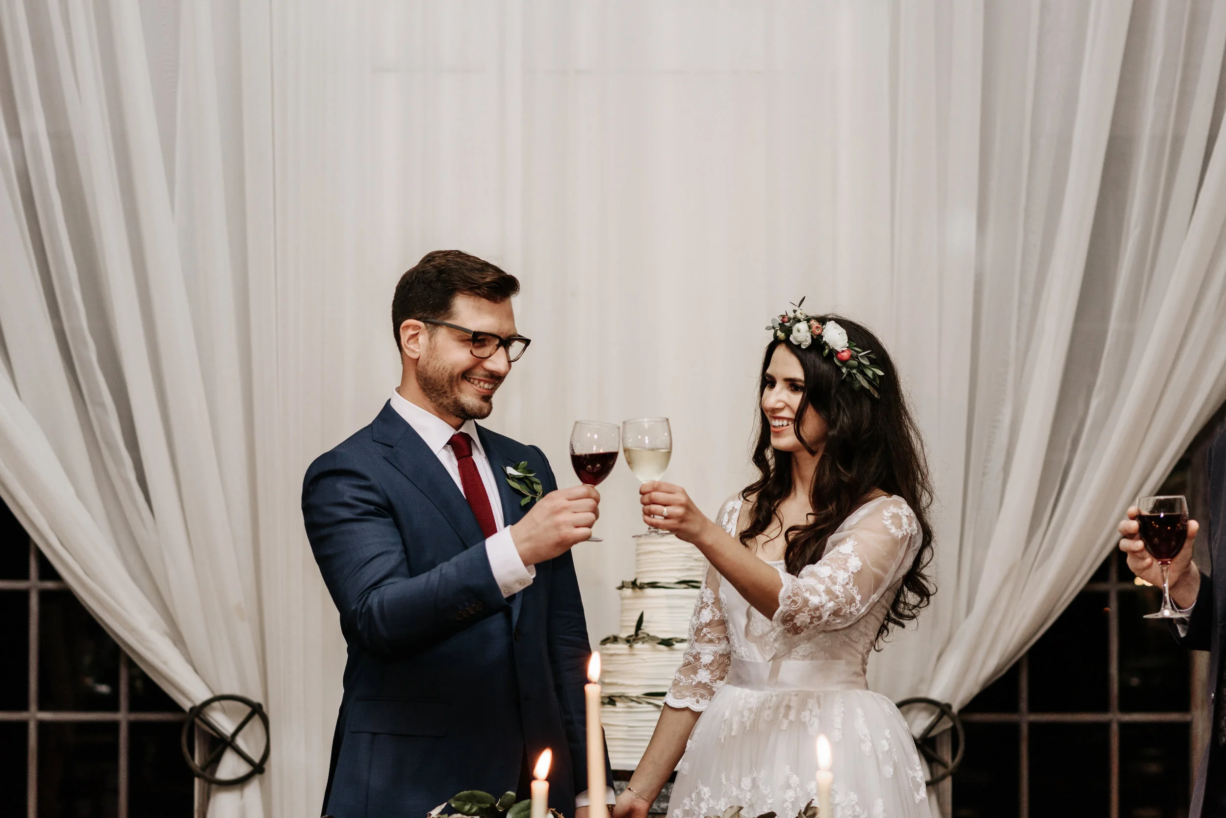 Veritas-Vineyards-and-Winery-Wedding-Photography-Afton-Virginia-Yasmin-Seth-Photography-by-V-3109.jpg