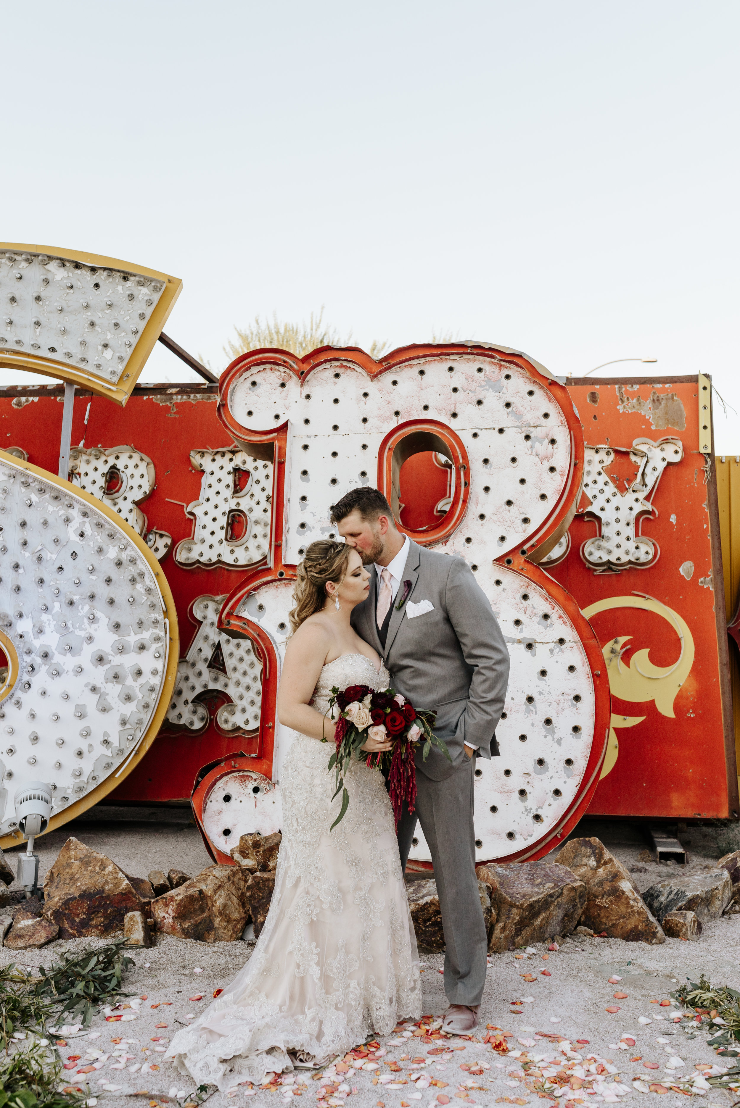 Neon-Museum-Wedding-Las-Vegas-Nevada-Golden-Nugget-Photography-by-V-Ally-and-Dan-3206.jpg