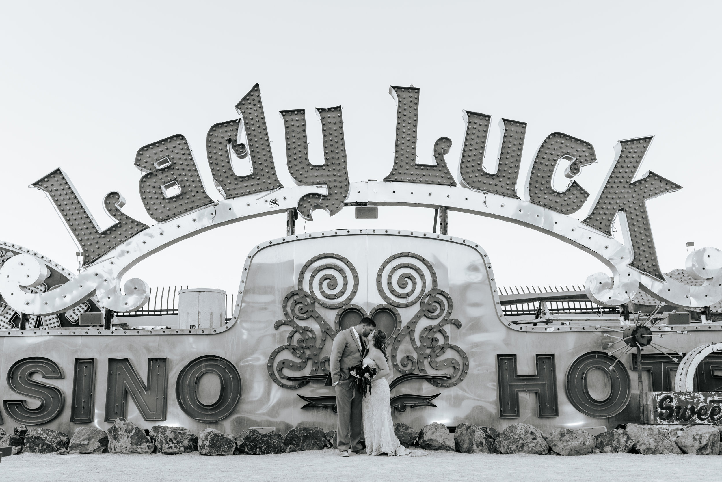 Neon-Museum-Wedding-Las-Vegas-Nevada-Golden-Nugget-Photography-by-V-Ally-and-Dan-3232.jpg