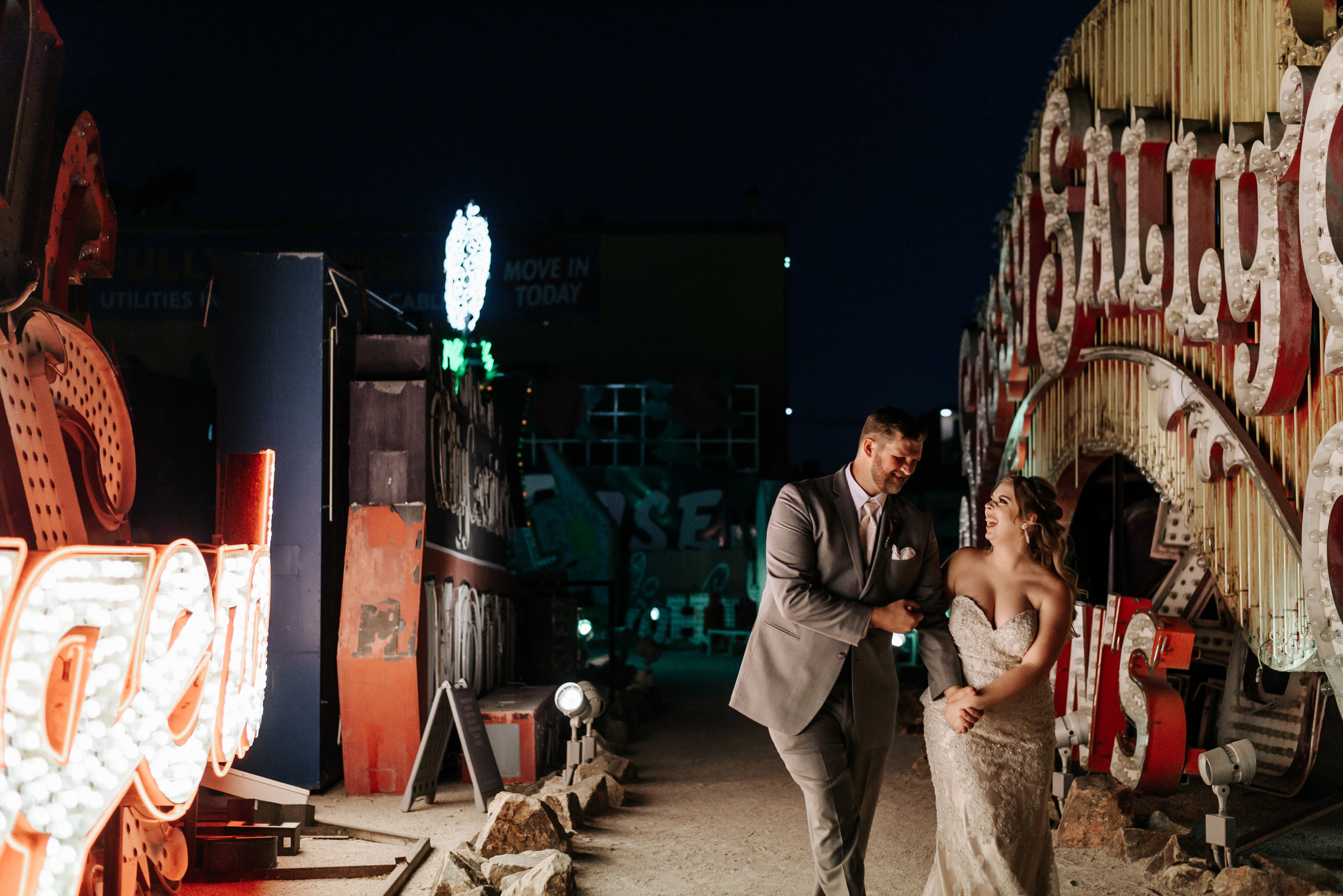 Neon-Museum-Wedding-Las-Vegas-Nevada-Golden-Nugget-Photography-by-V-Ally-and-Dan-6953.jpg