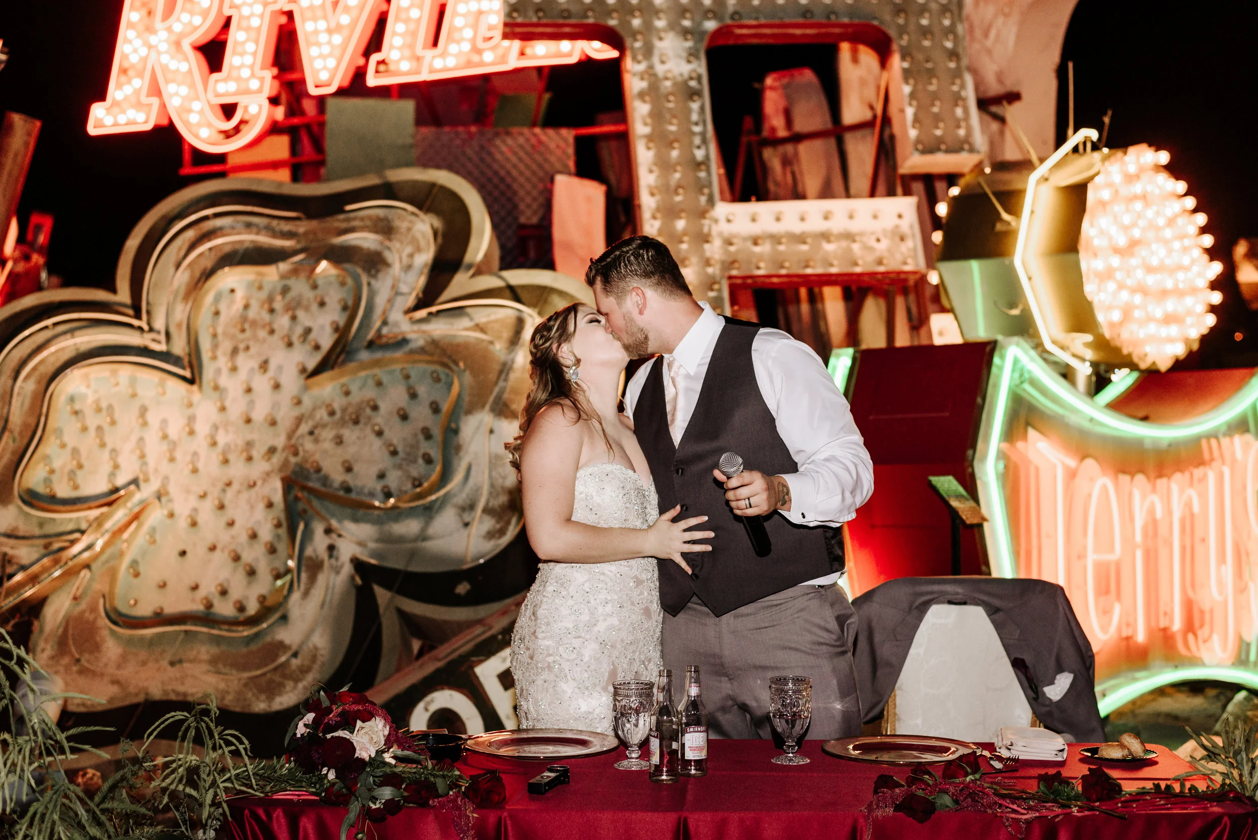 Neon-Museum-Wedding-Las-Vegas-Nevada-Golden-Nugget-Photography-by-V-Ally-and-Dan-7116.jpg