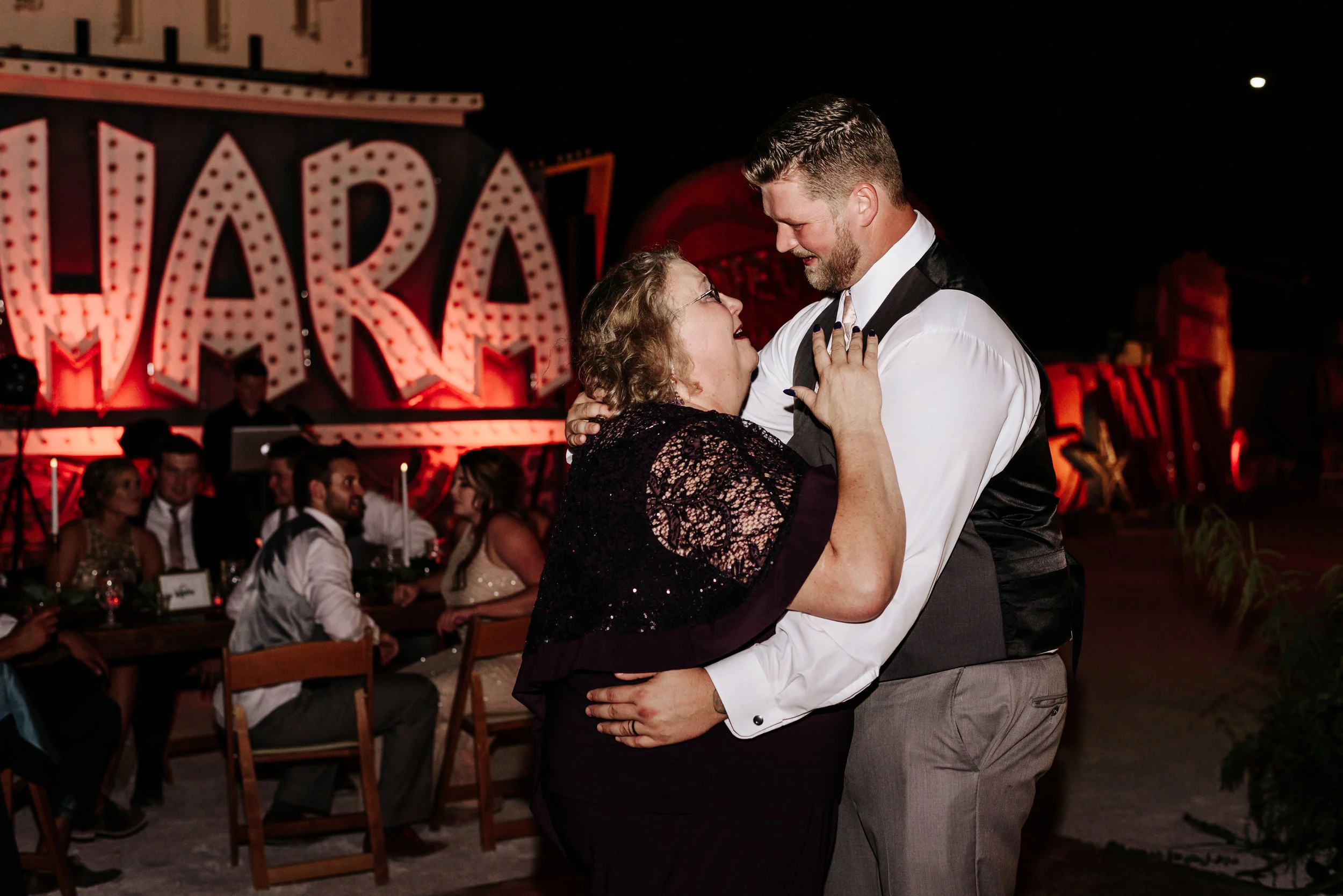 Neon-Museum-Wedding-Las-Vegas-Nevada-Golden-Nugget-Photography-by-V-Ally-and-Dan-7173.jpg